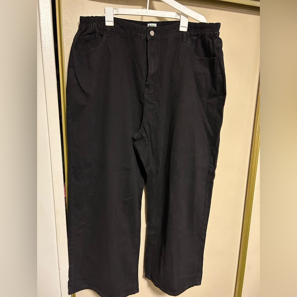 Shiny by Nature black straight leg jeans size 3xl